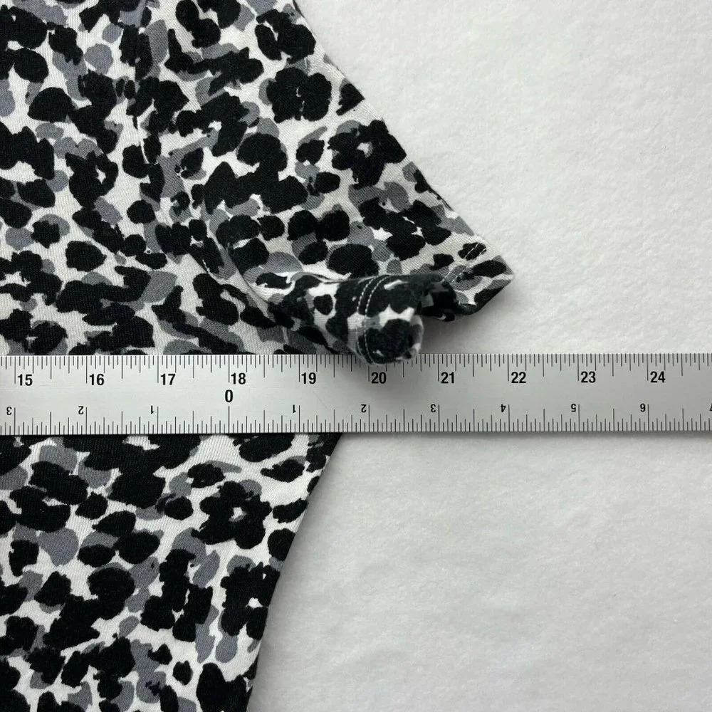 Ellen Tracy Shirt Dress Women's XS White Black Cheetah Print Round Neck Pullover - Picture 3 of 11